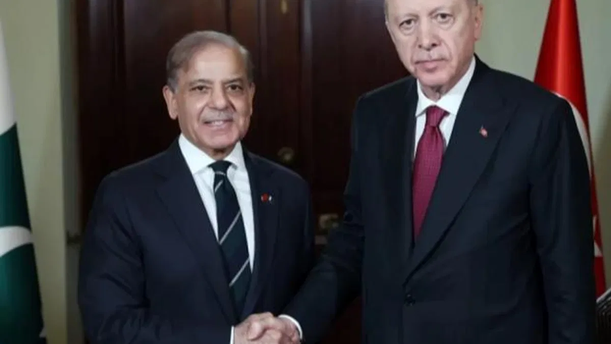 Cumhurbaşkanı Erdoğan, Şahbaz Şerif’le görüştü.. Erdoğan’ın barış diplomasisi sürüyor