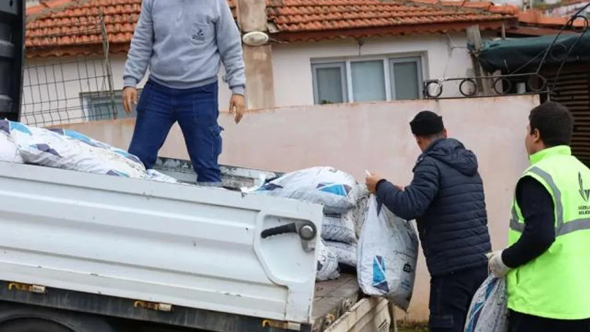 İzmir Güzelbahçe’den kara-kış desteği