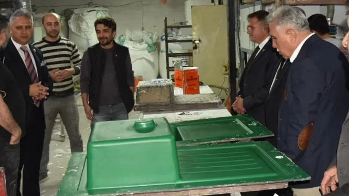 Manisa’da Saadet Partisi, sanayi esnafını dinledi