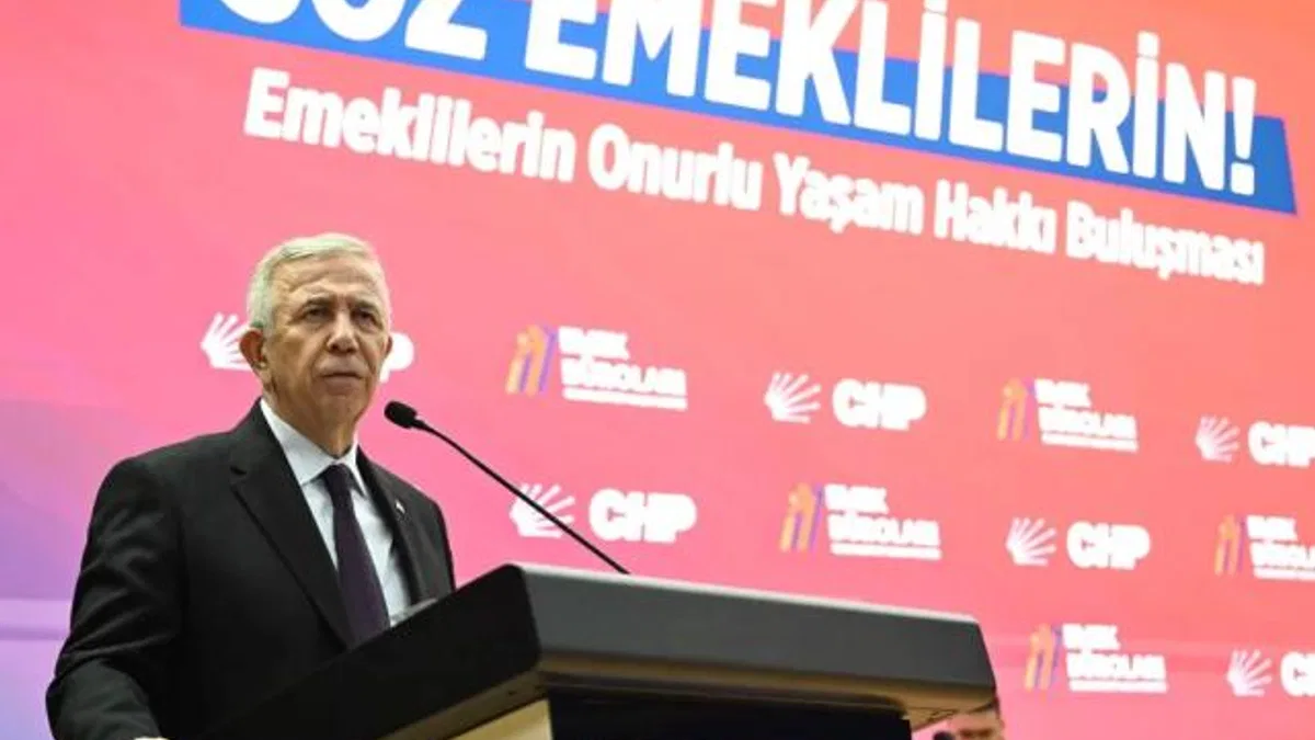 Mansur Yavaş emekliler buluşmasına katıldı