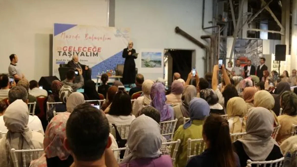 Prof. Dr. Ökten, Kocaeli’nde müzeciliği anlattı