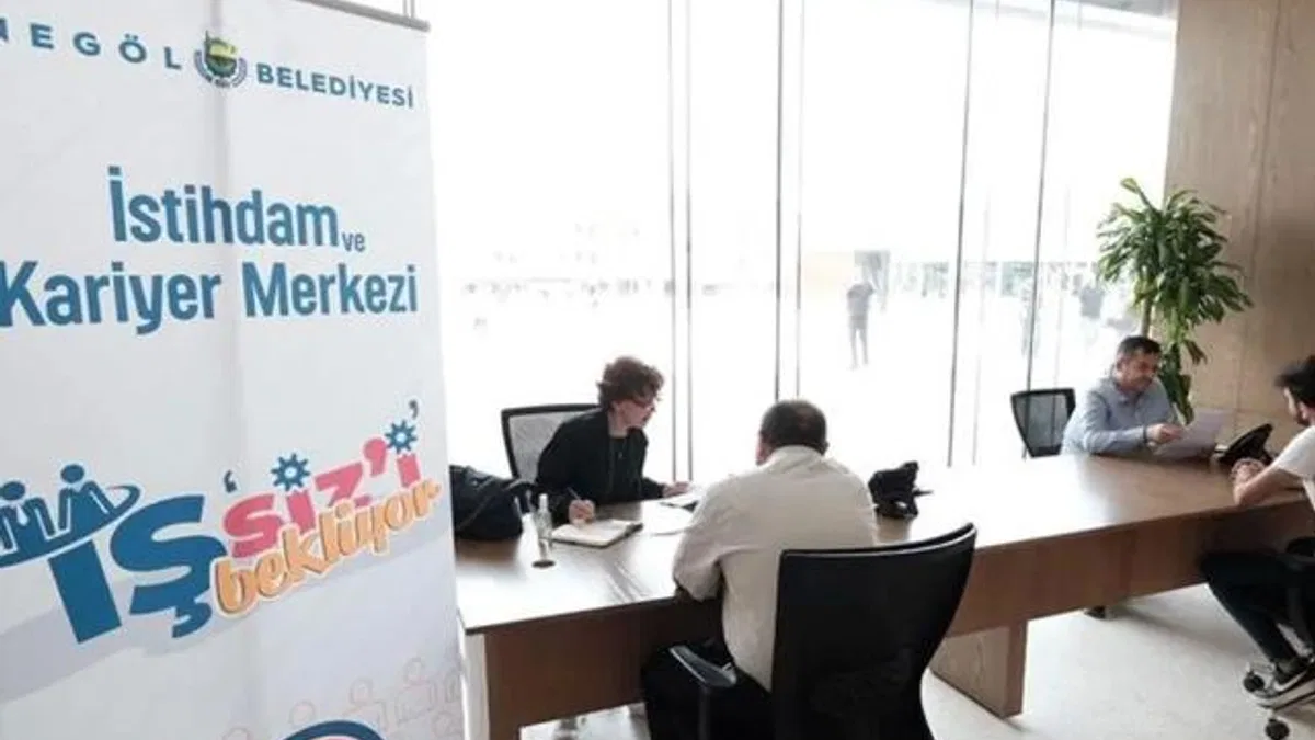 Bursa İnegöl İstihdam ve Kariyer Merkezi 2850 kişiyi iş sahibi yaptı