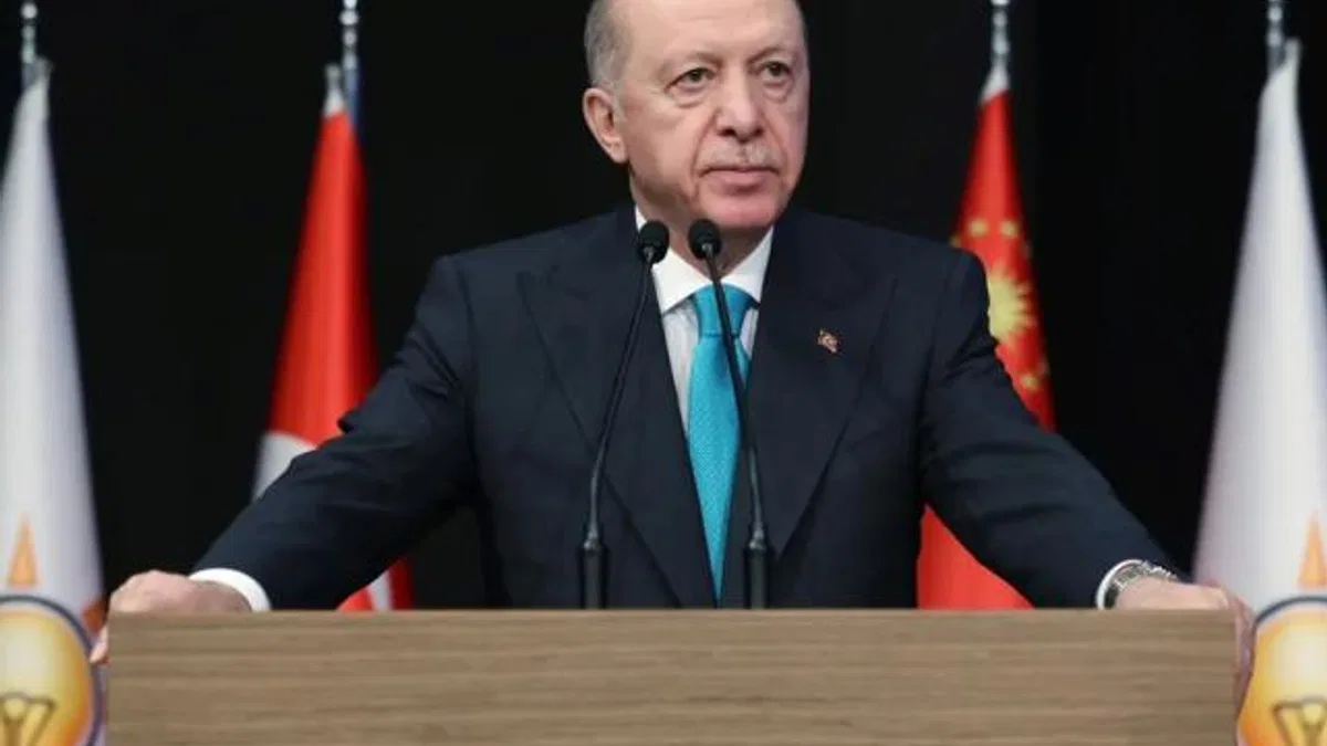 Cumhurbaşkanı Erdoğan: Kutsallarımıza hakaret ettirmeyiz!