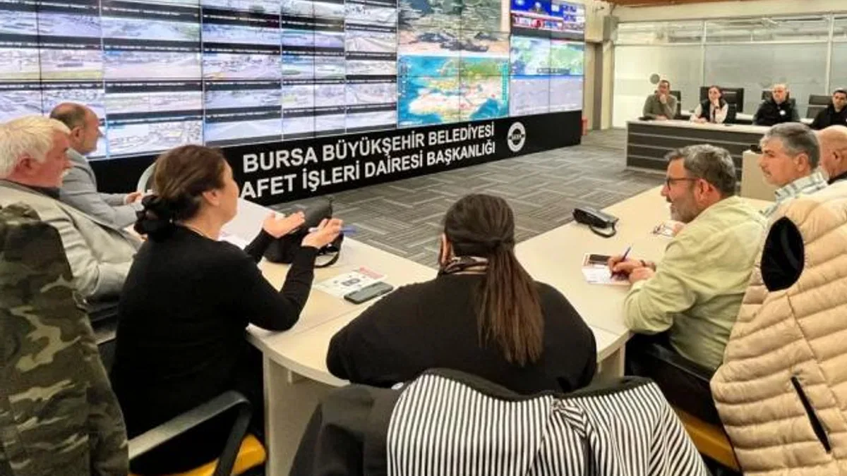 AKOM’da muhtarlarla toplantı düzenlendi