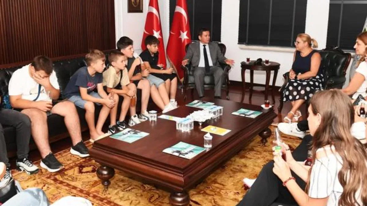 Bosnalı öğrencilerden Erkan Aydın’a ziyaret