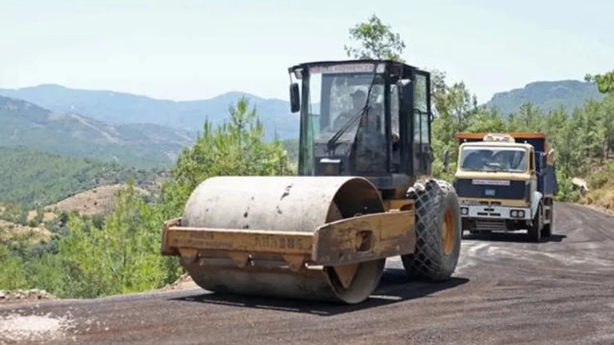 Alanya Şıhlar Mahalle yolu asfalta kavuştu