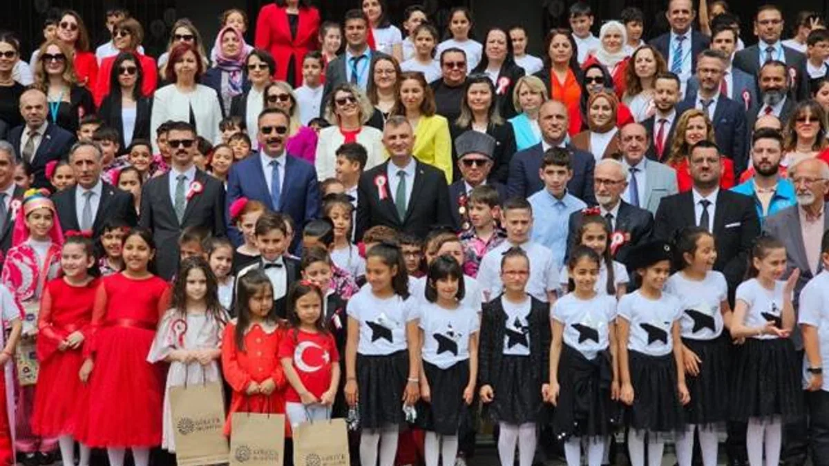 23 Nisan Ulusal Egemenlik ve Çocuk Bayramı Gölcük’te kutlandı