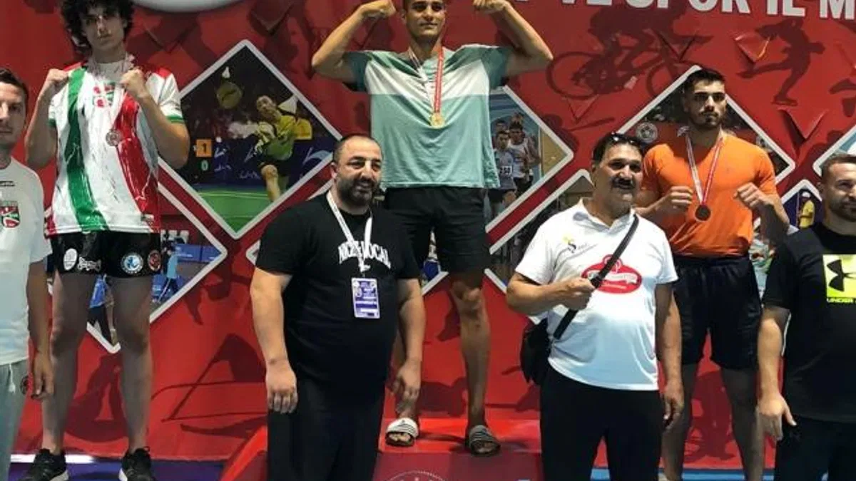 Bostanlıspor Zafer Kupası’nda şampiyon