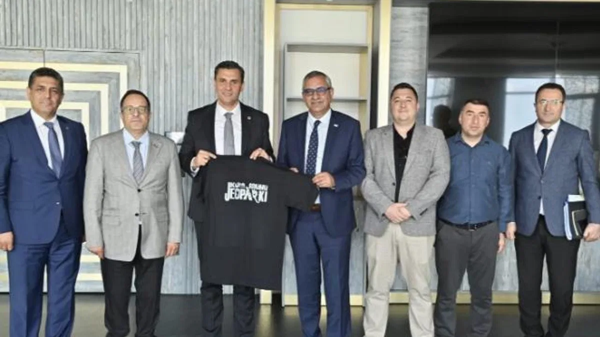 Başkan Ferdi Zeyrek’e jeopark sunumu