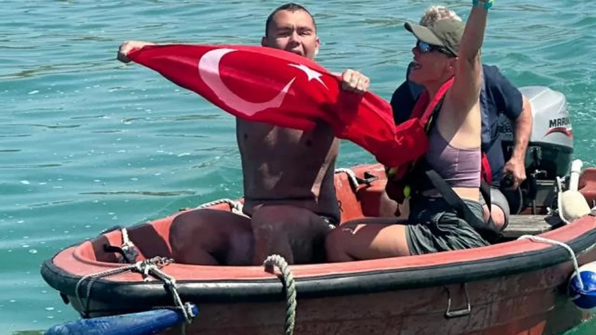 İzmir’in gururu Tuna bir kez daha tarih yazdı… Tuna, ‘Manş’ hedefine ulaştı!