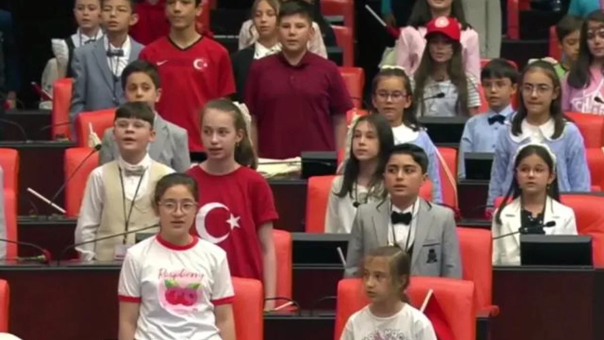 TBMM çocuklara emanet
