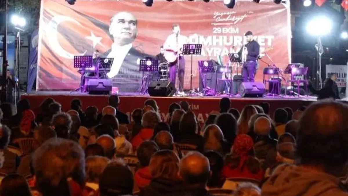 “Cumhuriyet Her Yerde” bayram coşkusunu doruğa çıkardı