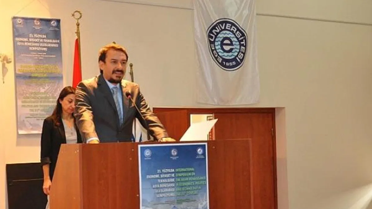 EÜ’de “21.Yüzyılda Ekonomi, Politika ve Teknolojide Asya Rönesansı” sempozyumu sona erdi