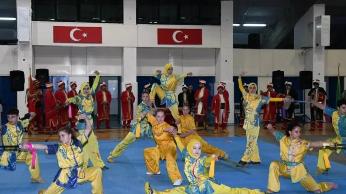 Trabzon’da şampiyonların gösterisi nefes kesti