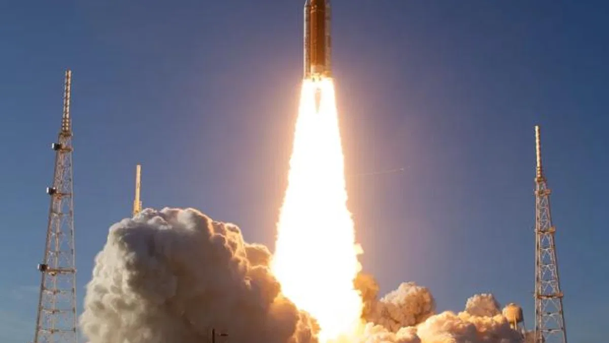Artemis II görevi başladı… 50 yıl sonra astronotlar Ay yolunda