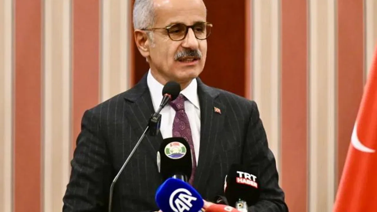 Bakan açıkladı… O havalimanının aydınlatma sistemi CAT-2’ye yükseltiliyor