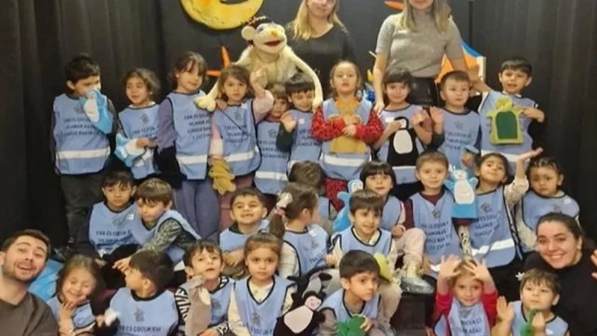 Eskişehirli çocuklara kukla yapım atölyesi