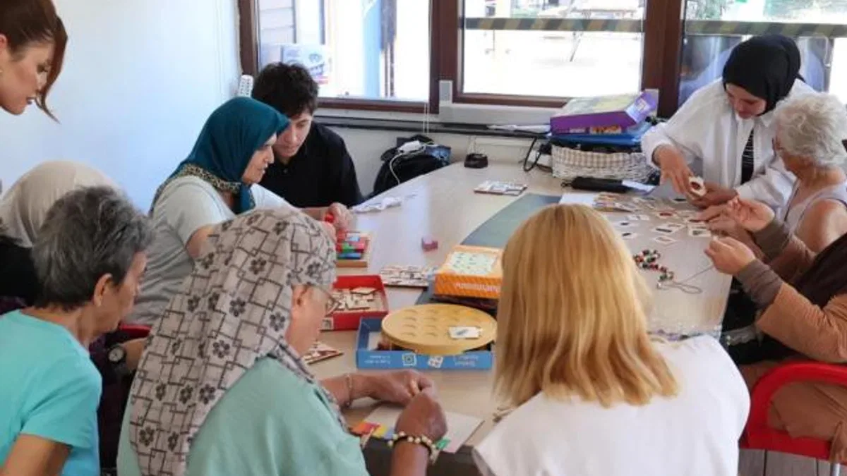 Antalya Mavi Ev’de Alzheimer farkındalığı artıyor