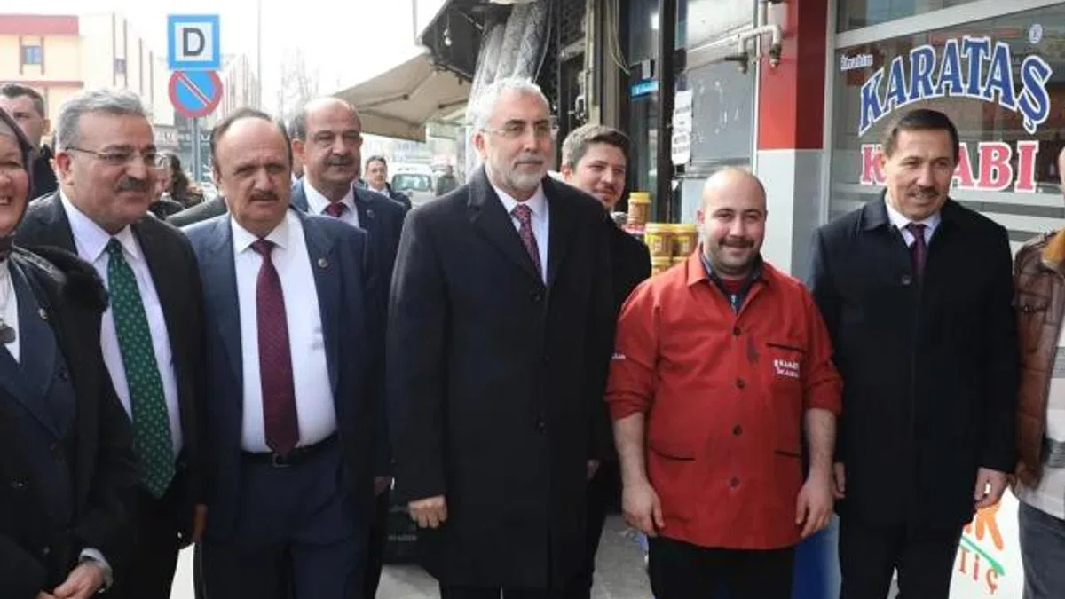 Bakan Işıkhan Konya’da ziyaretlerde bulundu