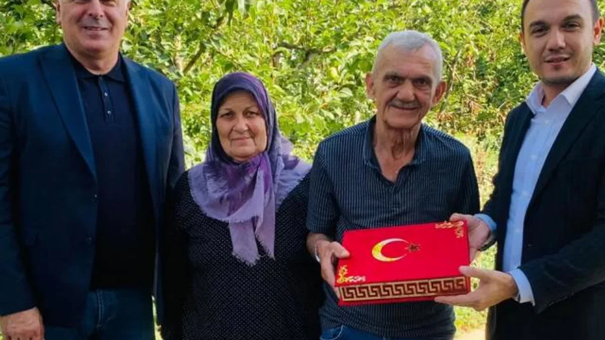 İzmit’ten kahraman gazilere ziyaretler sürüyor