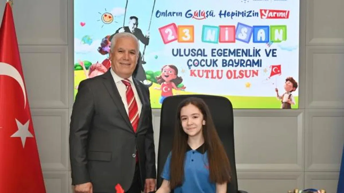 Başkan Mustafa Bozbey, koltuğunu geleceğin başkanlarına devretti
