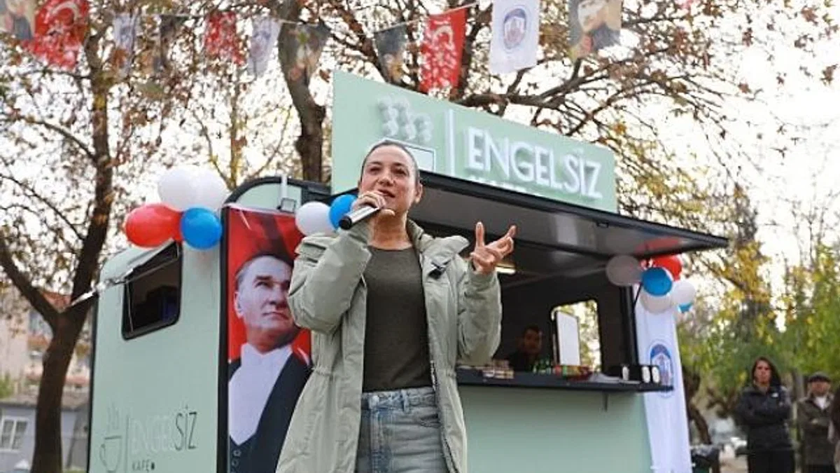 “Efes Selçuk’un engelsiz gençleri çalışacak, Efes Selçuk sahip çıkacak: Engelsiz Kafe Efes Selçuk’un hizmetinde”