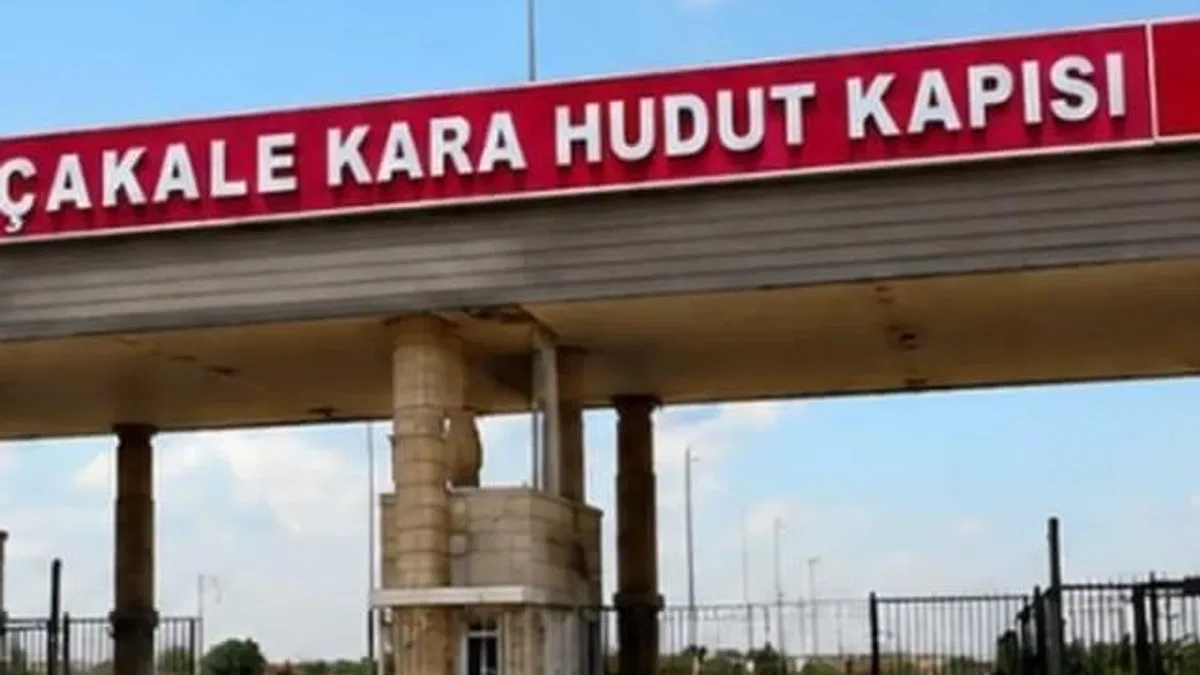 Akçakale Sınır Kapısı’nda pasaportlu geçişler 12 yıl sonra yeniden başlıyor