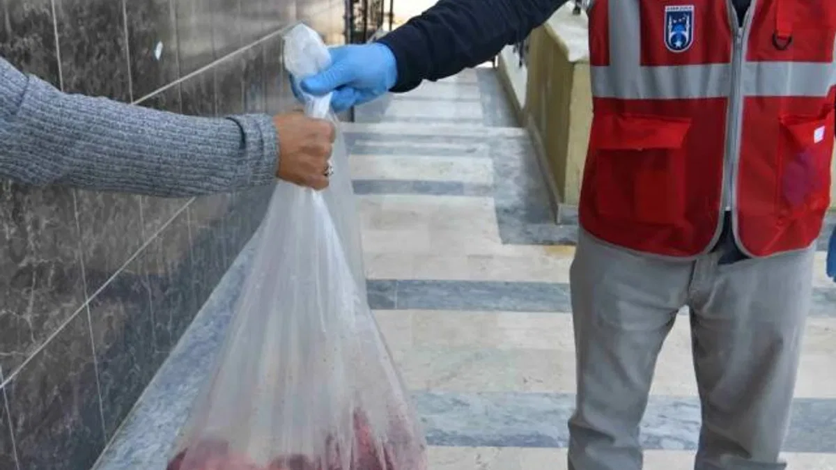 Ankara’da 3 tondan fazla et dağıtıldı