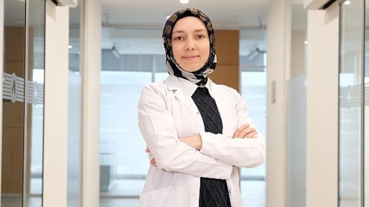 Diş eti kanaması kalıcı bir sorun değil! Etkili ve düzenli bakımla sağlıklı diş etlerine ulaşmak mümkün…