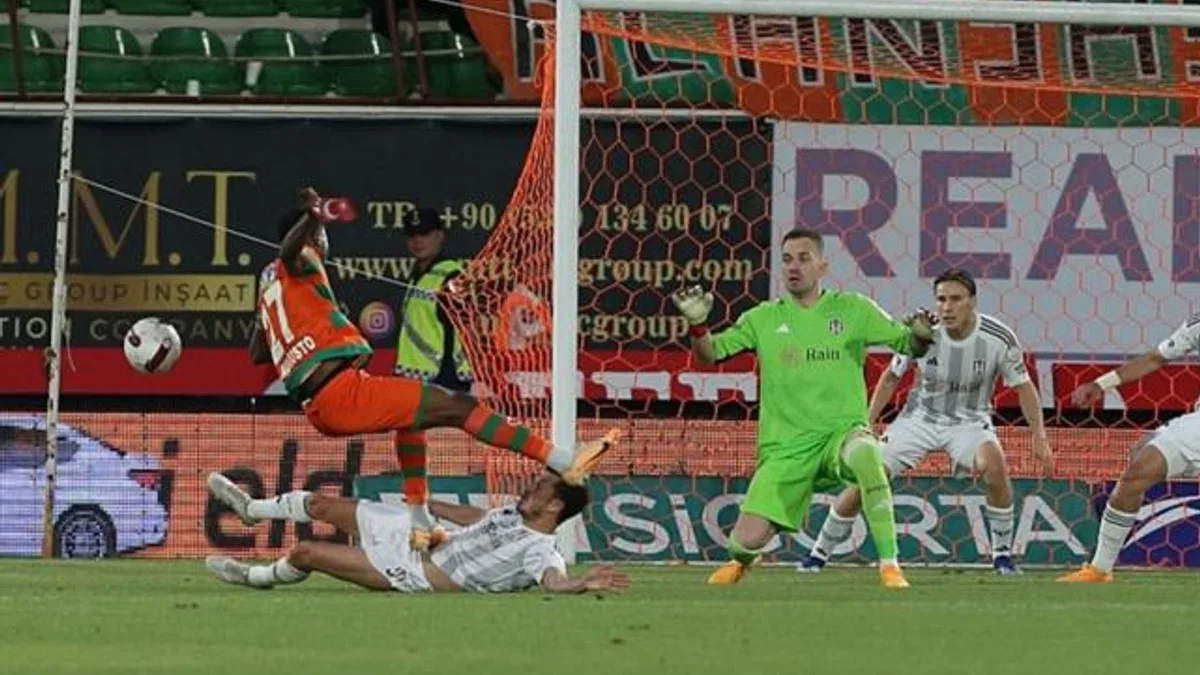 Corendon Alanyaspor 1-1 Beşiktaş (Maç Sonucu) Alanya’da kazanan çıkmadı!