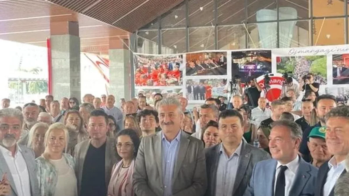 Bursa’da gençlere özel mekan: Osmangazi’de Genç Kafe açılışı yapıldı