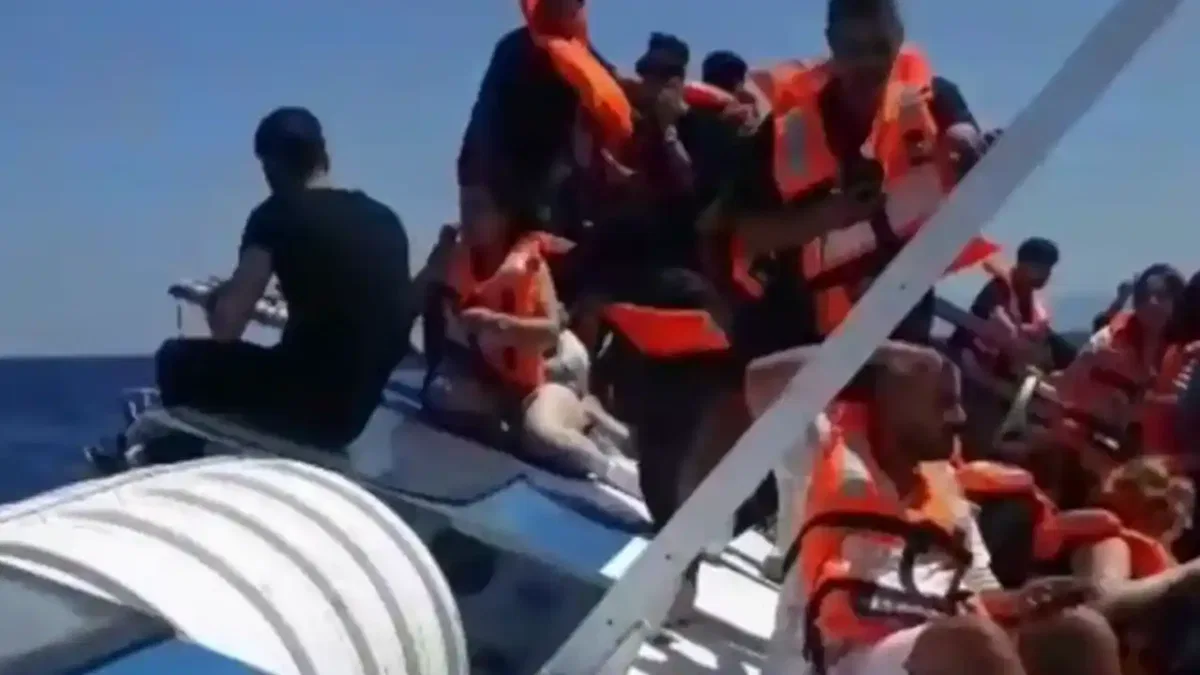 Türkiye’den Yavru Vatan’a arama kurtarma desteği… 5 yüzer unsur ile 2 helikopter bölgede