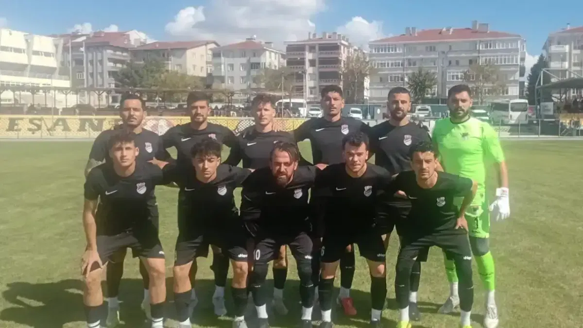Keşanspor hazırlık maçında Bozcaadaspor ağlarını beş golle sarstı