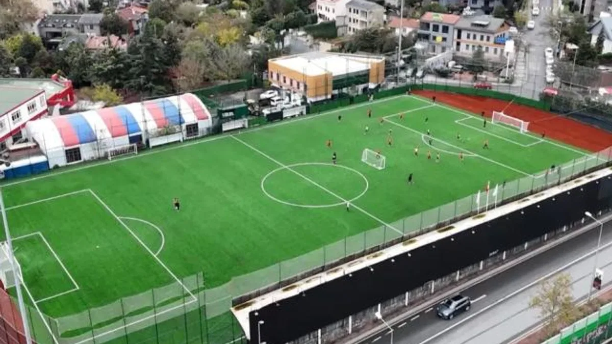 İstanbul Büyükşehir Belediyesi Beşiktaş’taki İsmet İnönü Spor Tesisi’ni yeniledi