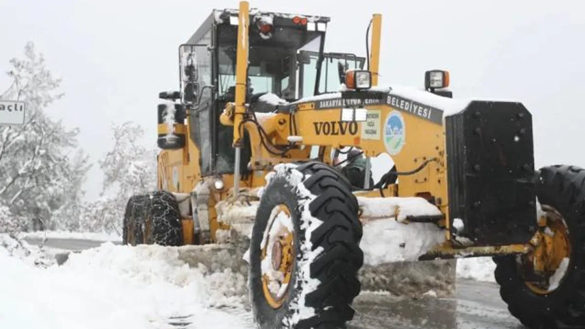 Sakarya’da 30 grup yolu ulaşıma açıldı