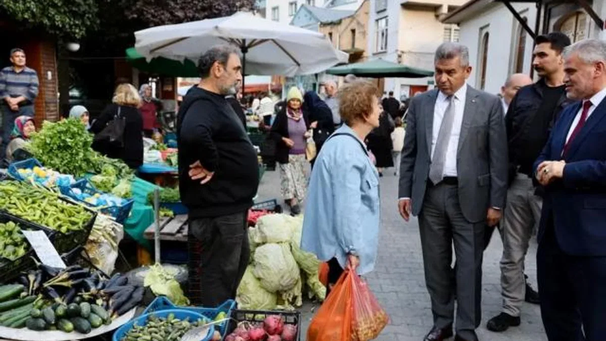 Artvin Valisi Ergün’den halk pazarına ziyaret