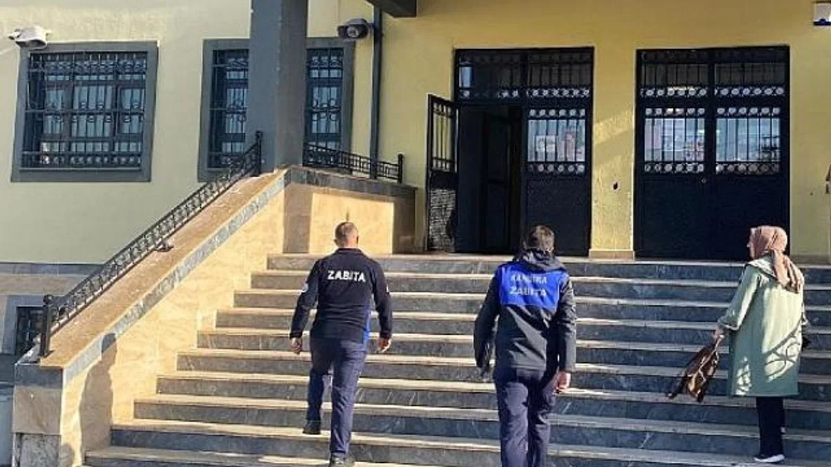 Kandıra Belediyesi Zabıta Ekiplerimizden Okul Kantinlerine Sıkı Denetim