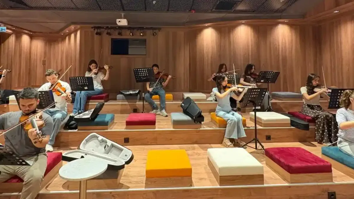Sakarya’da Yaz Müzik Okulu’nda gençlerin yazı notalarla canlandı