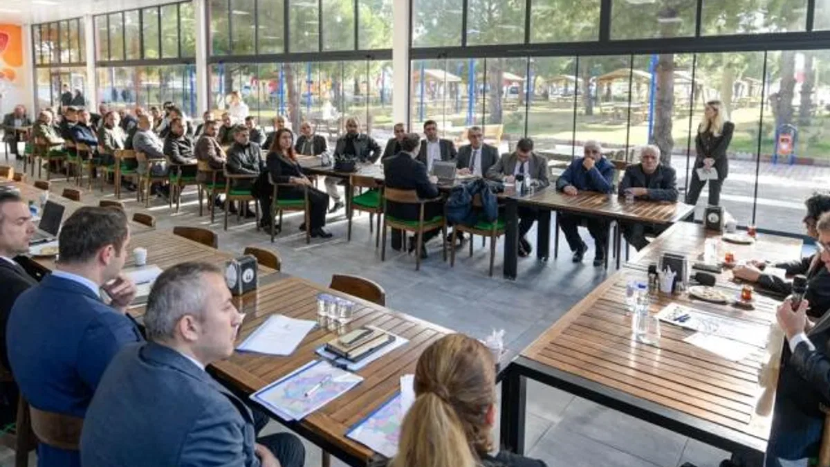 İzmir’de her ilçe için bir sekretarya oluşturulacak