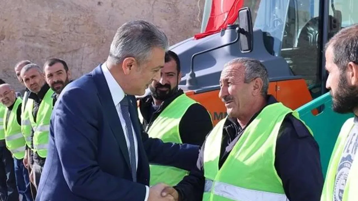 Mardin Büyükşehir’den asfalt çalışmaları için büyük yatırım