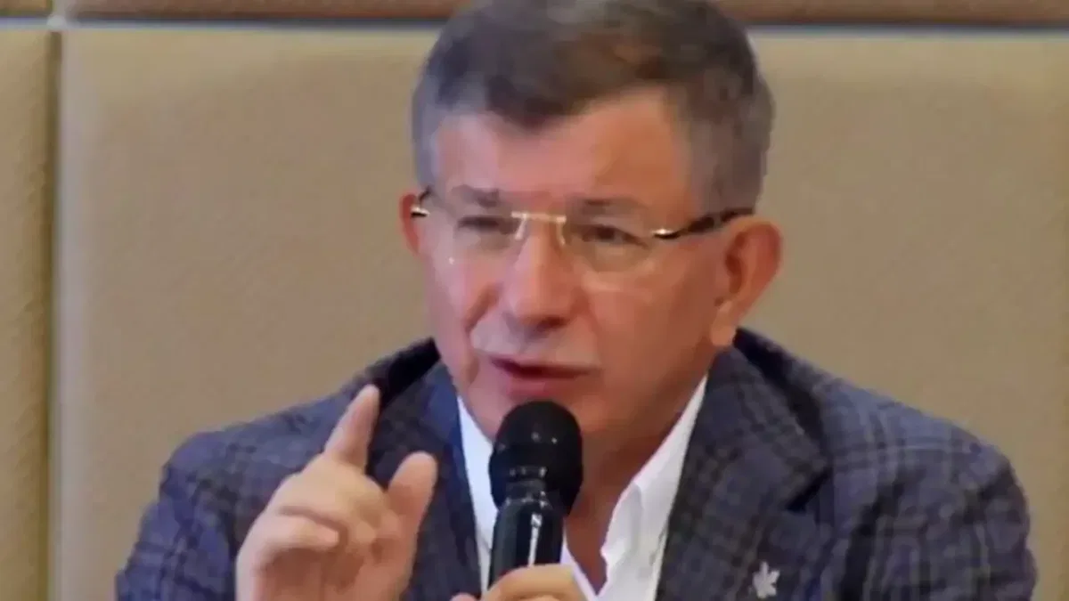 Davutoğlu’na Cumhurbaşkanına Hakaret İddiası Resmi Soruşturma Başlatıldı