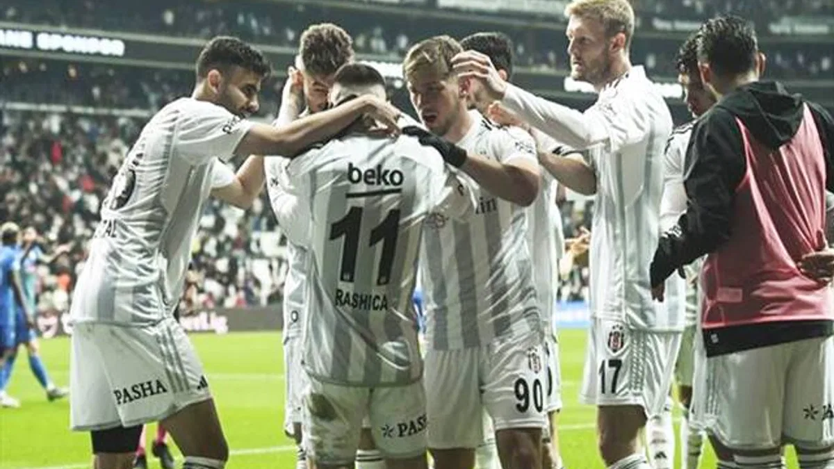 Beşiktaş 3-2 Çaykur Rizespor (Maç Sonucu) Kartal uzatmada 3 puanı kaptı!