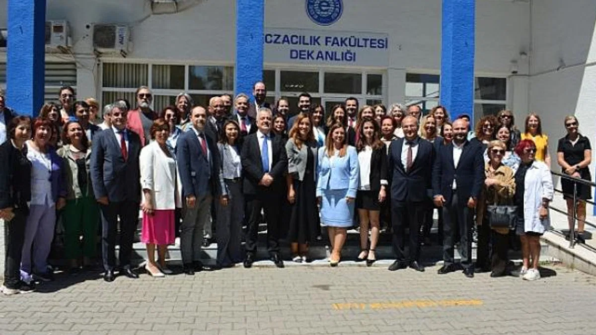 EÜ’de eczacılık eğitiminin 185. yıl dönümü kutlandı