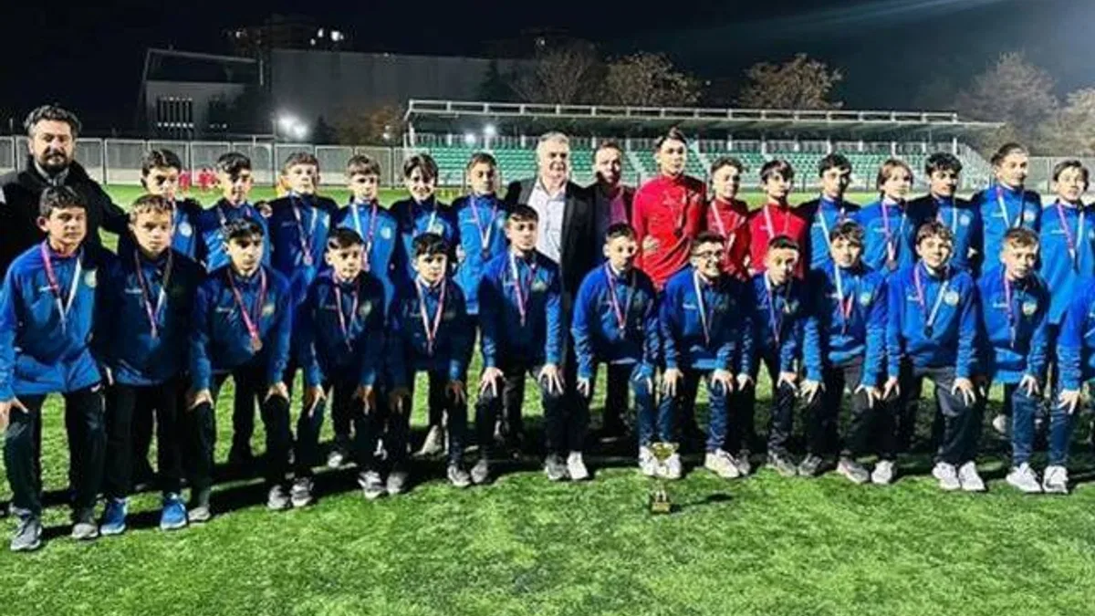 Kayseri Talas Belediyespor başarıya doymuyor