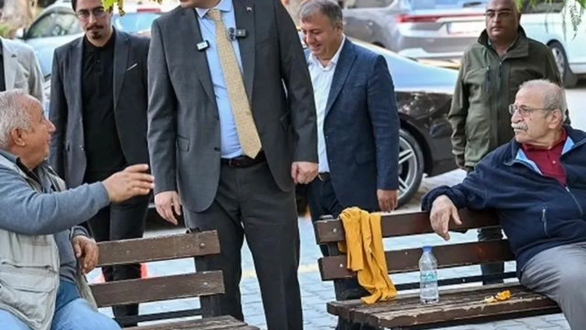 İzmir Bornova’da sokak ziyareti ile nabız yokluyor