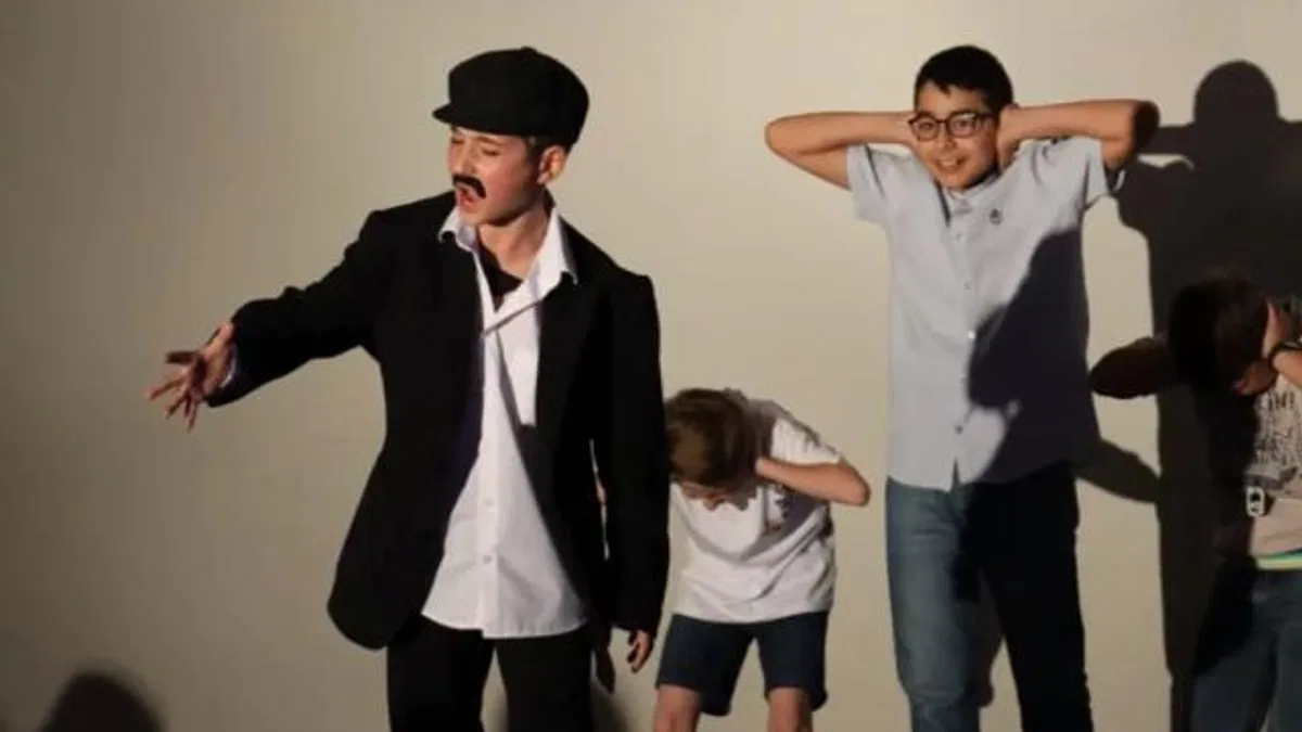 Sanat Akademisi Tiyatro Bölümü yılsonu gösterileri göz doldurdu!