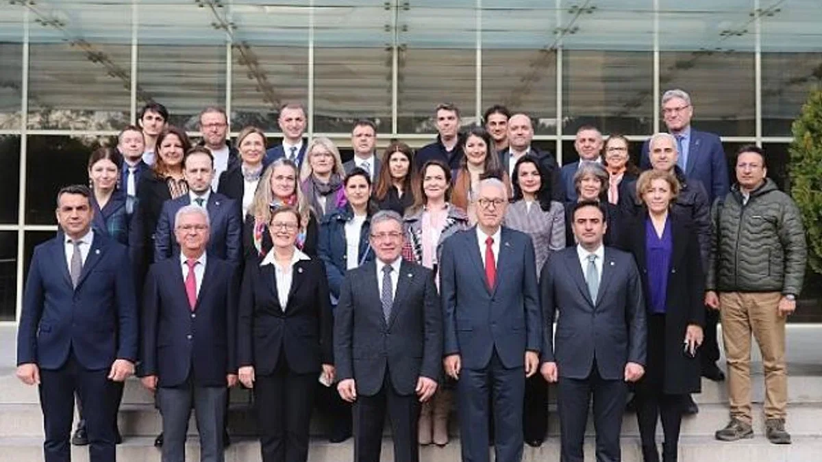 Deü’den örnek uygulama: kendi yemeğini kendi yapacak
