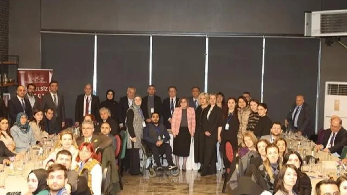 Gaziantep Büyükşehir’den engelleri aşan çalıştay