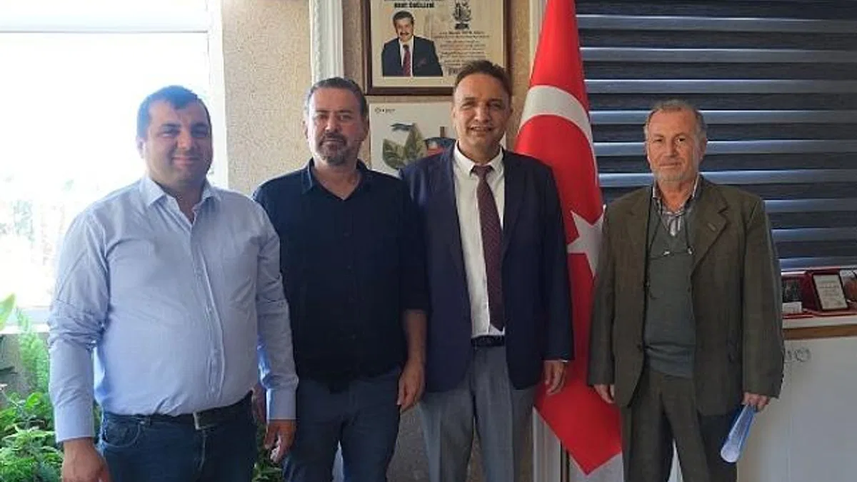 Beldibi İlk ve Ortaokulu yönetiminden Çelik’e ziyaret