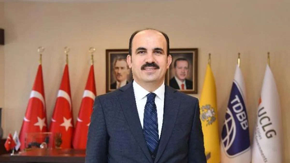 Başkan Altay başarılı firmaları tebrik etti